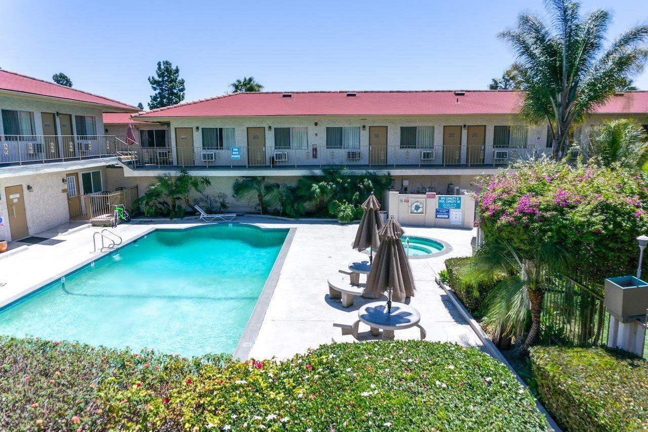 California Suites Hotel San Diego Ngoại thất bức ảnh