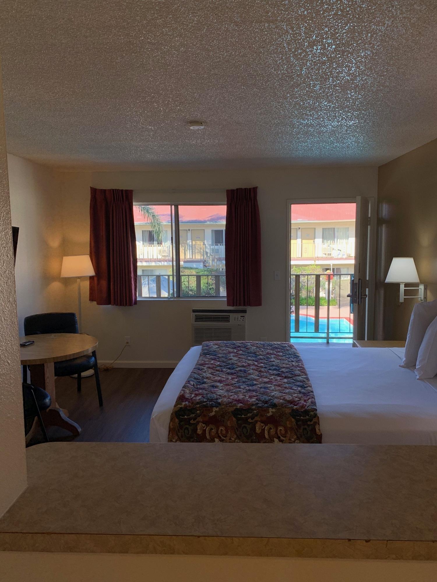 California Suites Hotel San Diego Ngoại thất bức ảnh