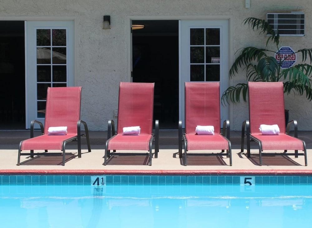 California Suites Hotel San Diego Ngoại thất bức ảnh