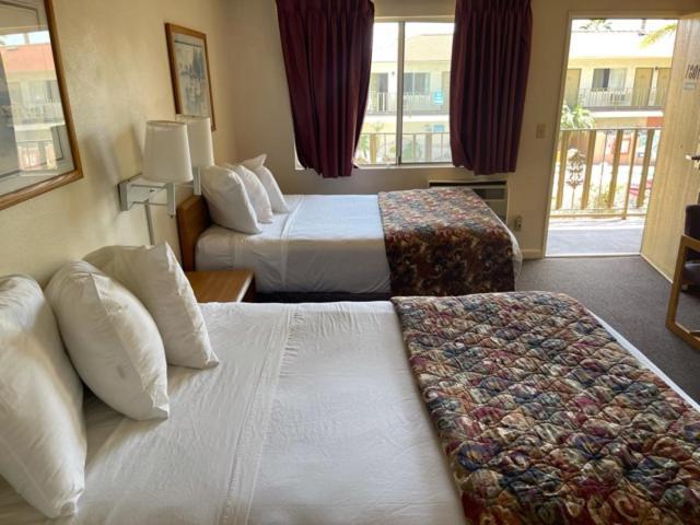 California Suites Hotel San Diego Ngoại thất bức ảnh