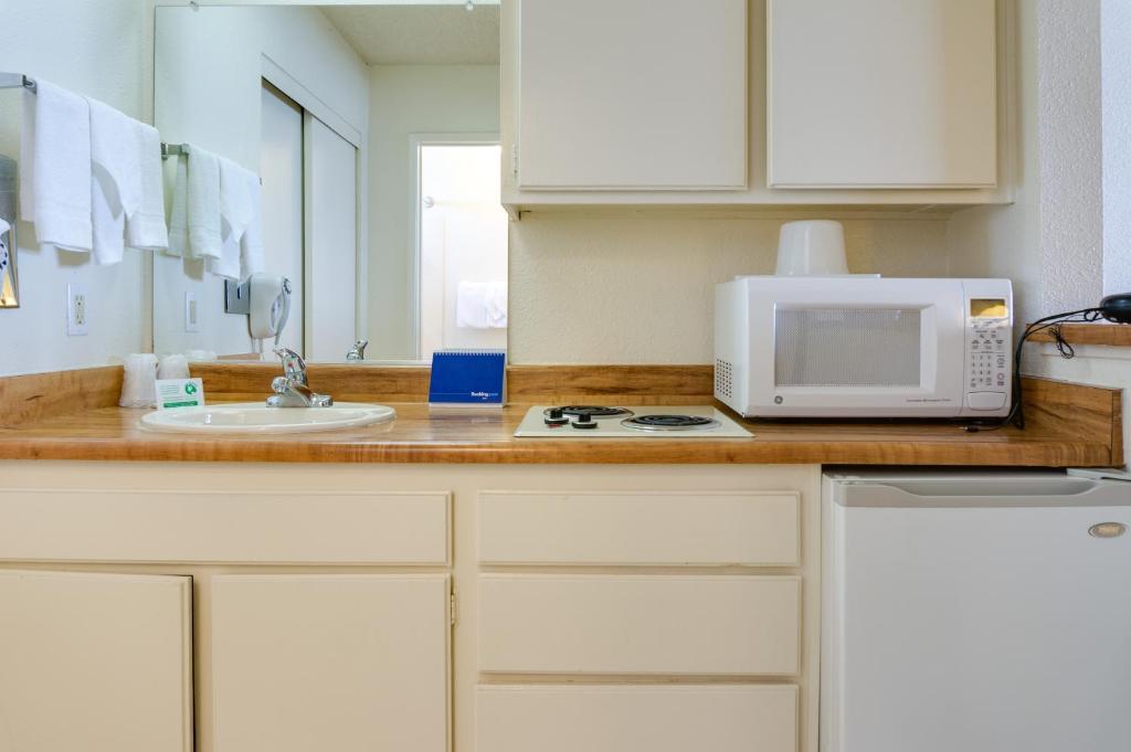 California Suites Hotel San Diego Phòng bức ảnh