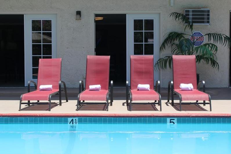 California Suites Hotel San Diego Ngoại thất bức ảnh